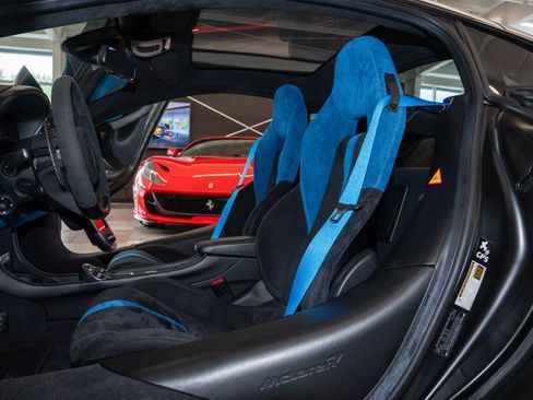 Used 2017 McLaren 570S RWD image 38