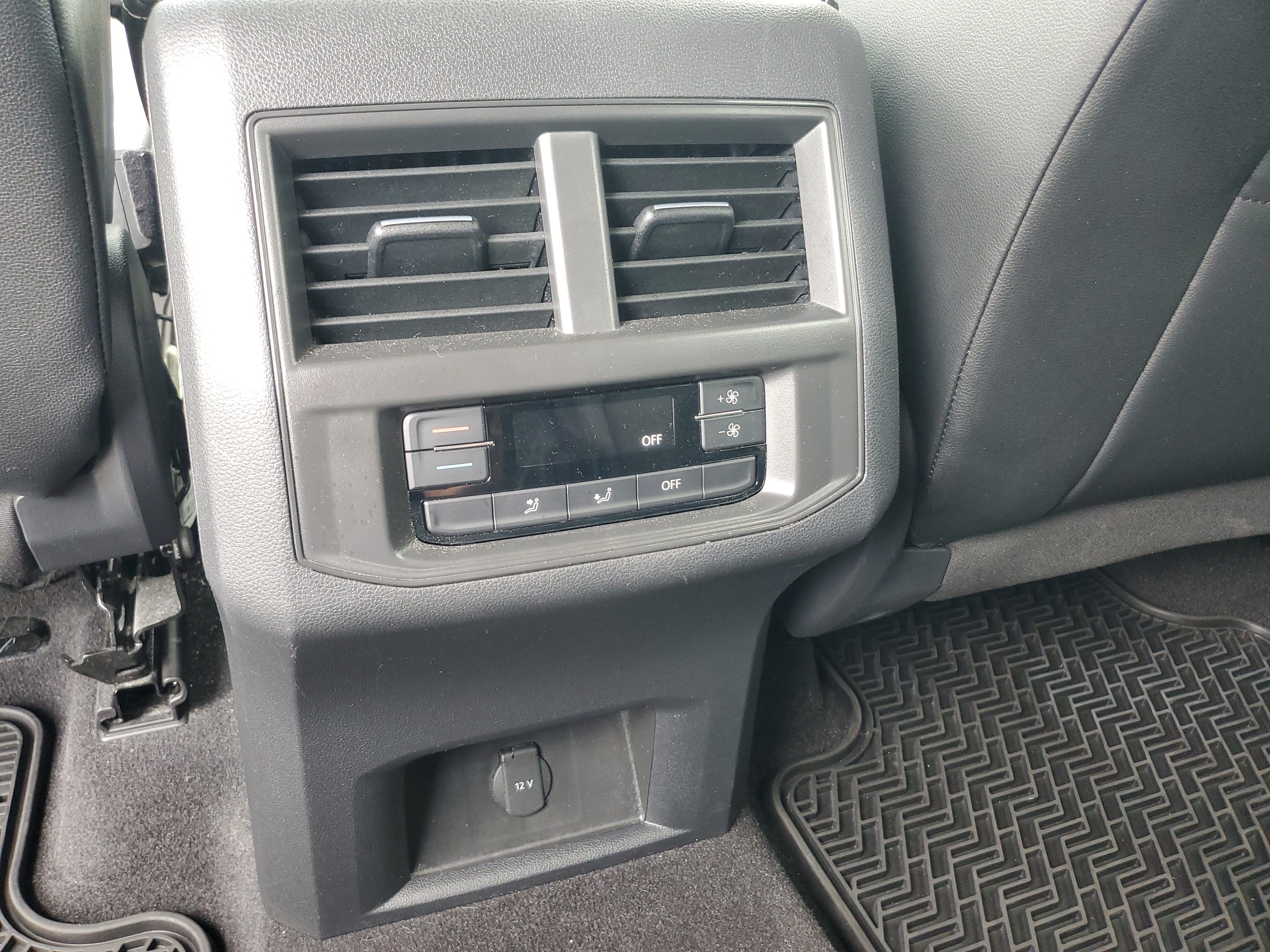 Certified 2022 Volkswagen Atlas SE FWD image 16