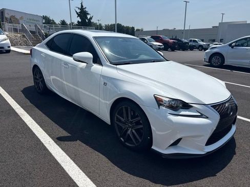 Used 2016 Lexus IS 350 AWD w/ F Sport Package image 6