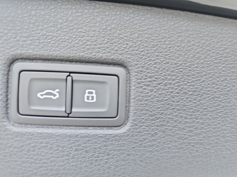 Used 2025 Audi Q7 3.0T Premium Plus w/ Premium Plus Package image 13