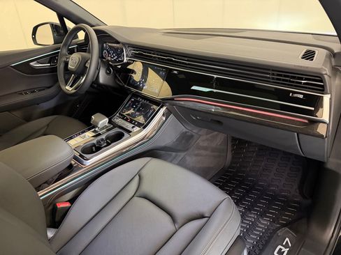 Used 2026 Audi Q7 3.0T Premium Plus w/ Premium Plus Package AWD/4WD image 32