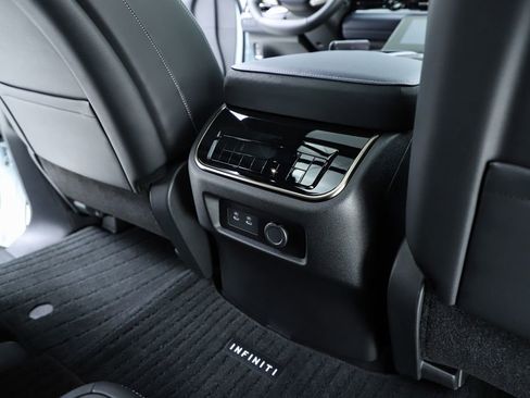 New 2026 INFINITI QX80 4WD image 81