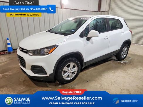 Used 2020 Chevrolet Trax LS image 1