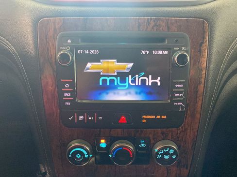 Used 2014 Chevrolet Traverse LT w/ All-Star Edition FWD image 39