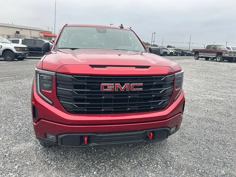Used 2023 GMC Sierra 1500 Elevation w/ X31 Off-Road Package AWD/4WD image 16