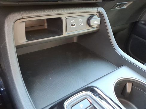 New 2025 Honda Pilot Sport image 19