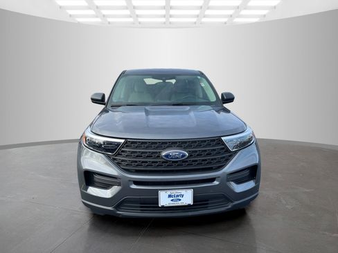 Used 2022 Ford Explorer 2WD image 2