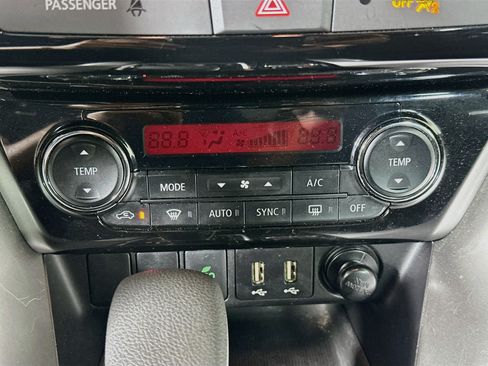Used 2024 Mitsubishi Eclipse Cross SE AWD/4WD image 24