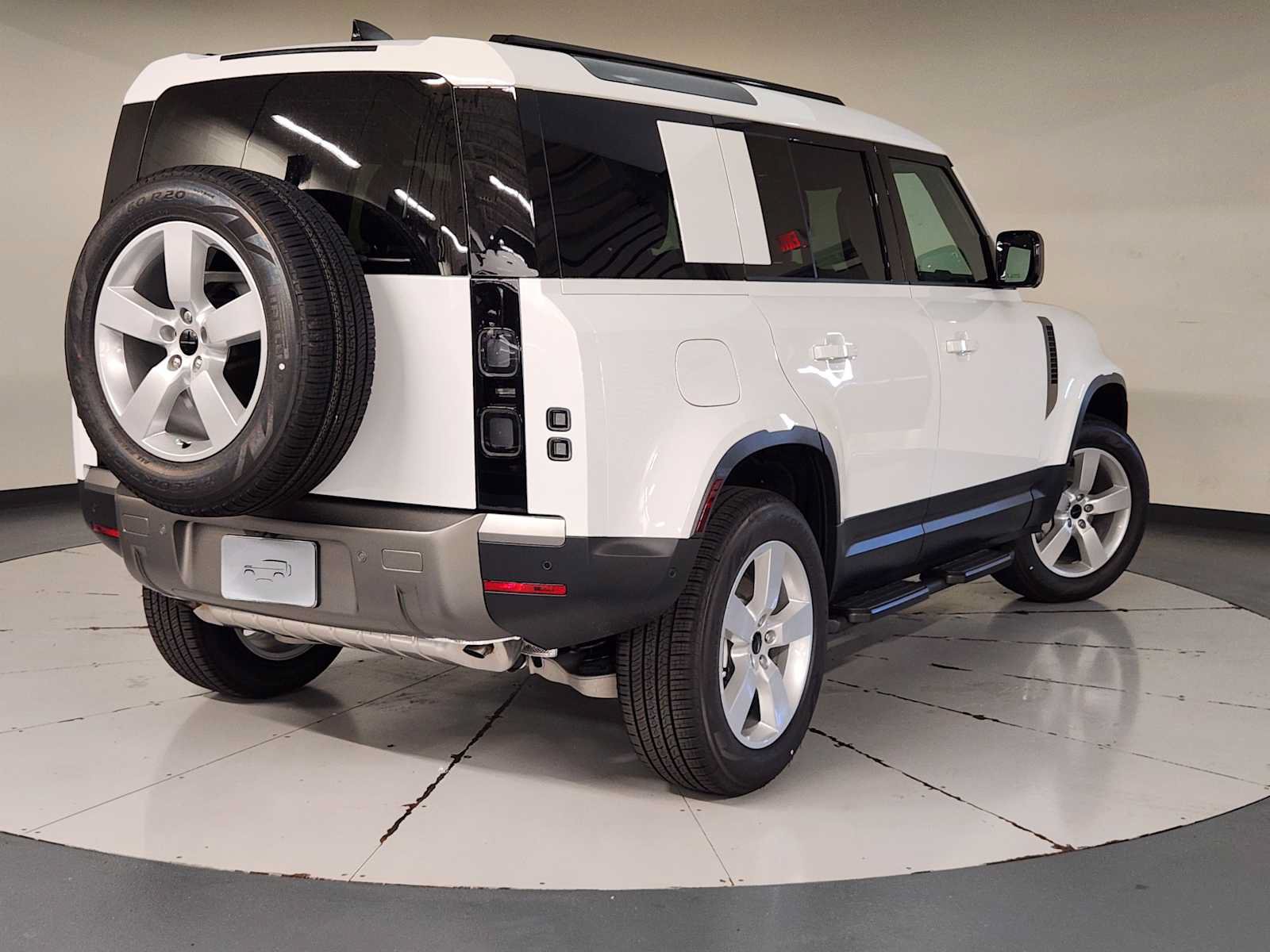 New 2026 Land Rover Defender 110 S AWD/4WD image 2
