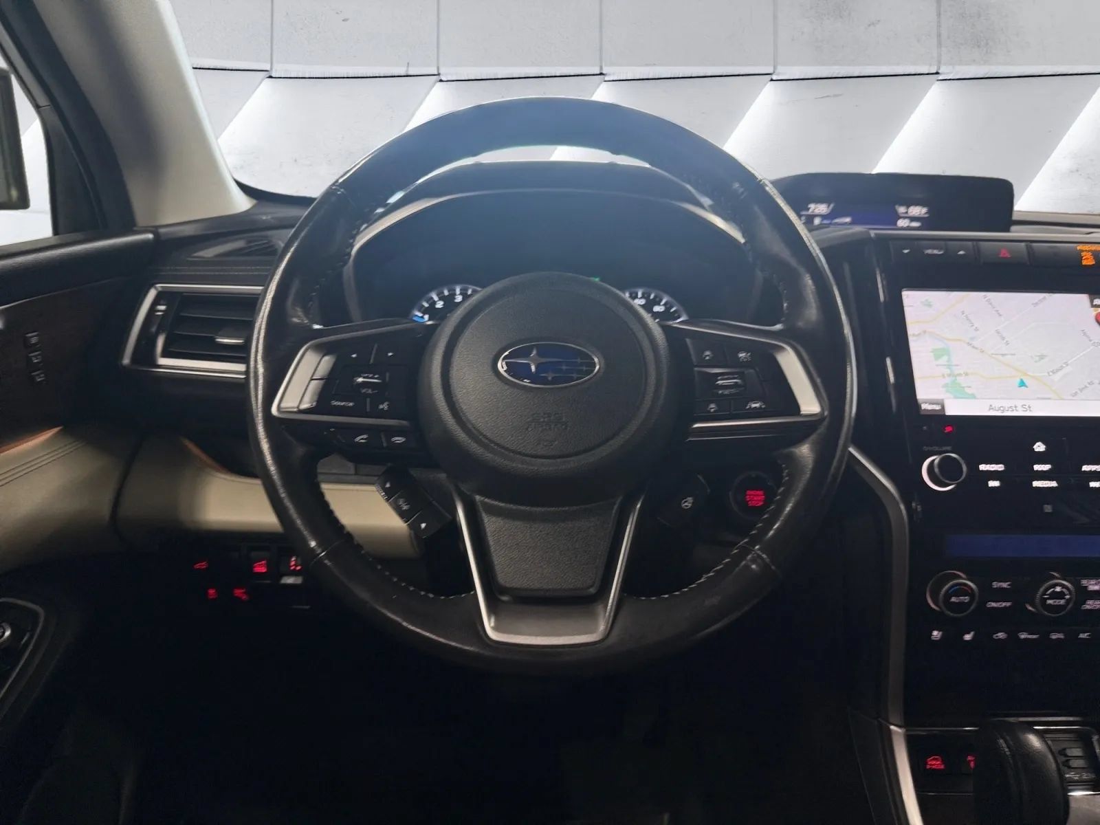 Used 2019 Subaru Ascent Touring AWD/4WD image 23