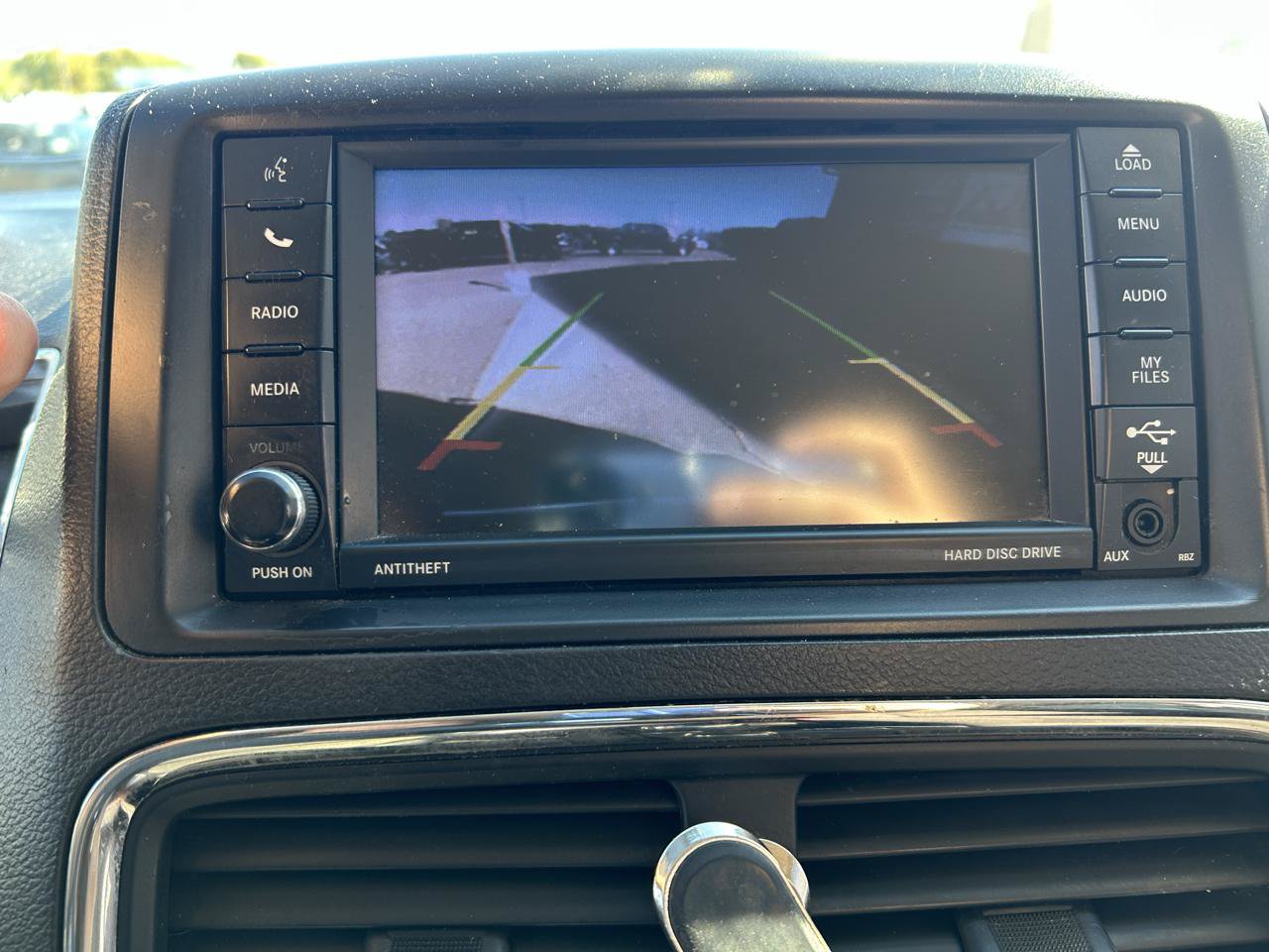 Used 2018 Dodge Grand Caravan SE w/ Rear Park Assist Package FWD image 22