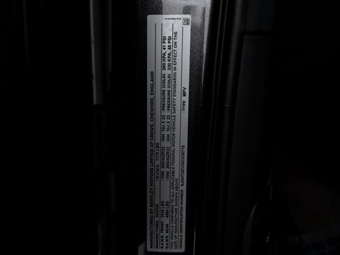 New 2025 Bentley Bentayga Extended Wheelbase image 51