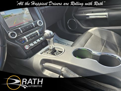 Used 2022 Ford Mustang Premium image 15