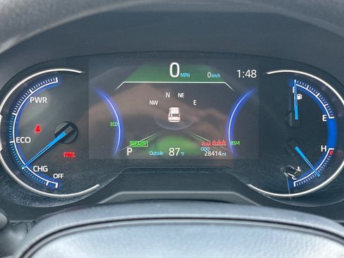 Used 2025 Toyota RAV4 XLE image 24