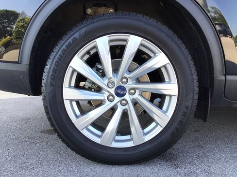 Used 2021 Ford Escape Titanium w/ Titanium Elite Package AWD/4WD image 17