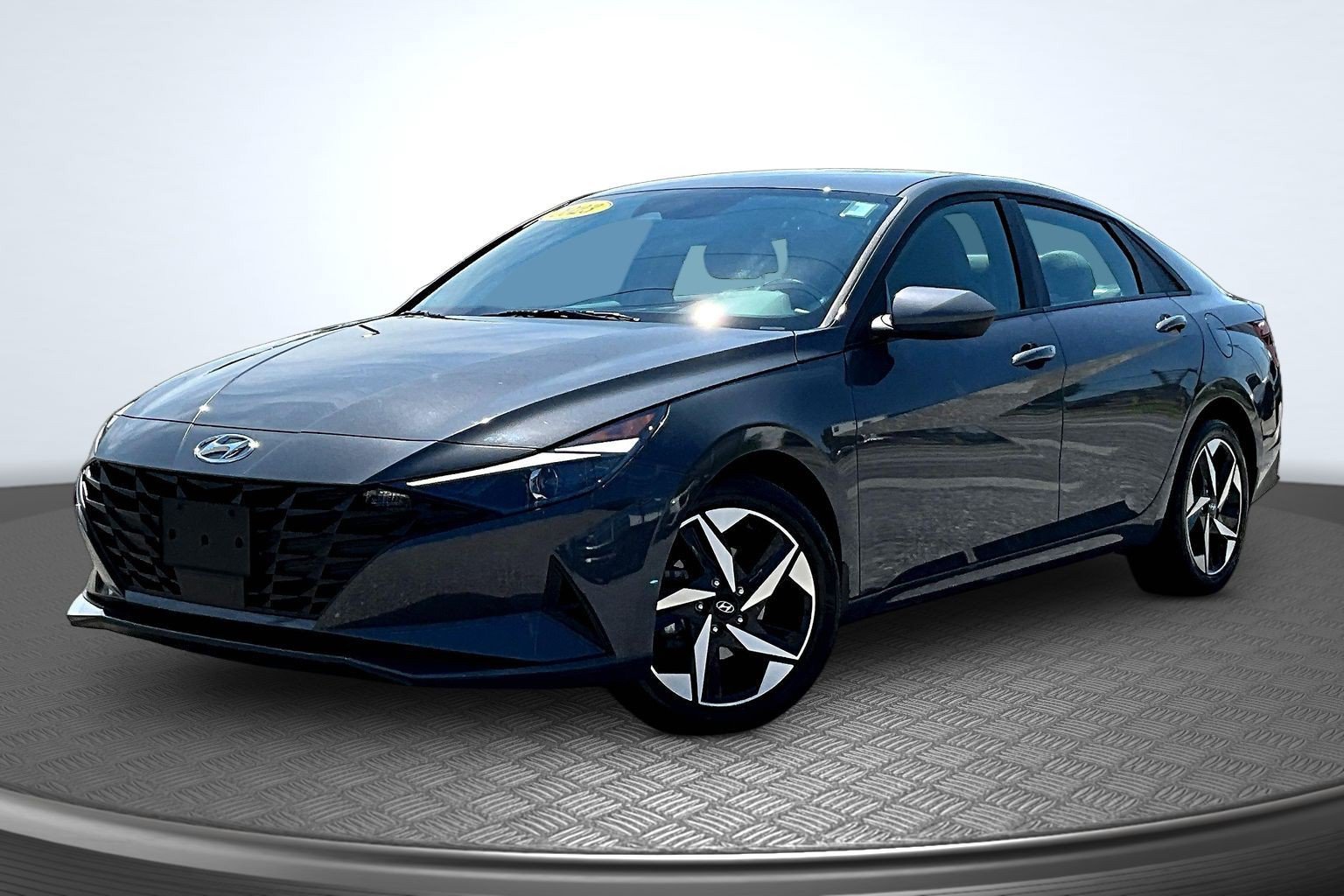 Used 2023 Hyundai Elantra SEL w/ Convenience Package FWD image 1