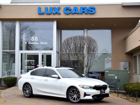 Used 2020 BMW 330i xDrive Sedan w/ Convenience Package image 1