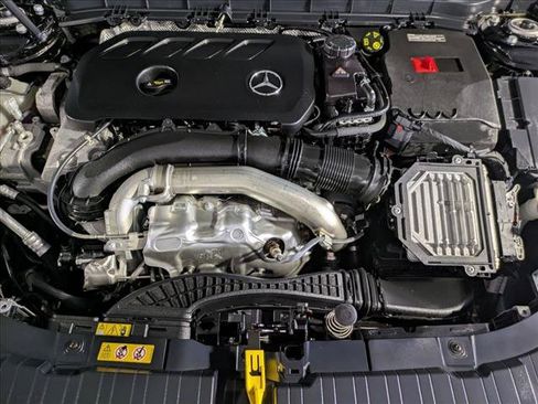 Certified 2025 Mercedes-Benz GLB 250 image 25