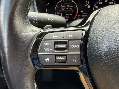 Used 2025 Honda Civic Sport image 12