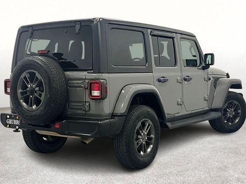 Used 2020 Jeep Wrangler Unlimited Sahara AWD/4WD image 2