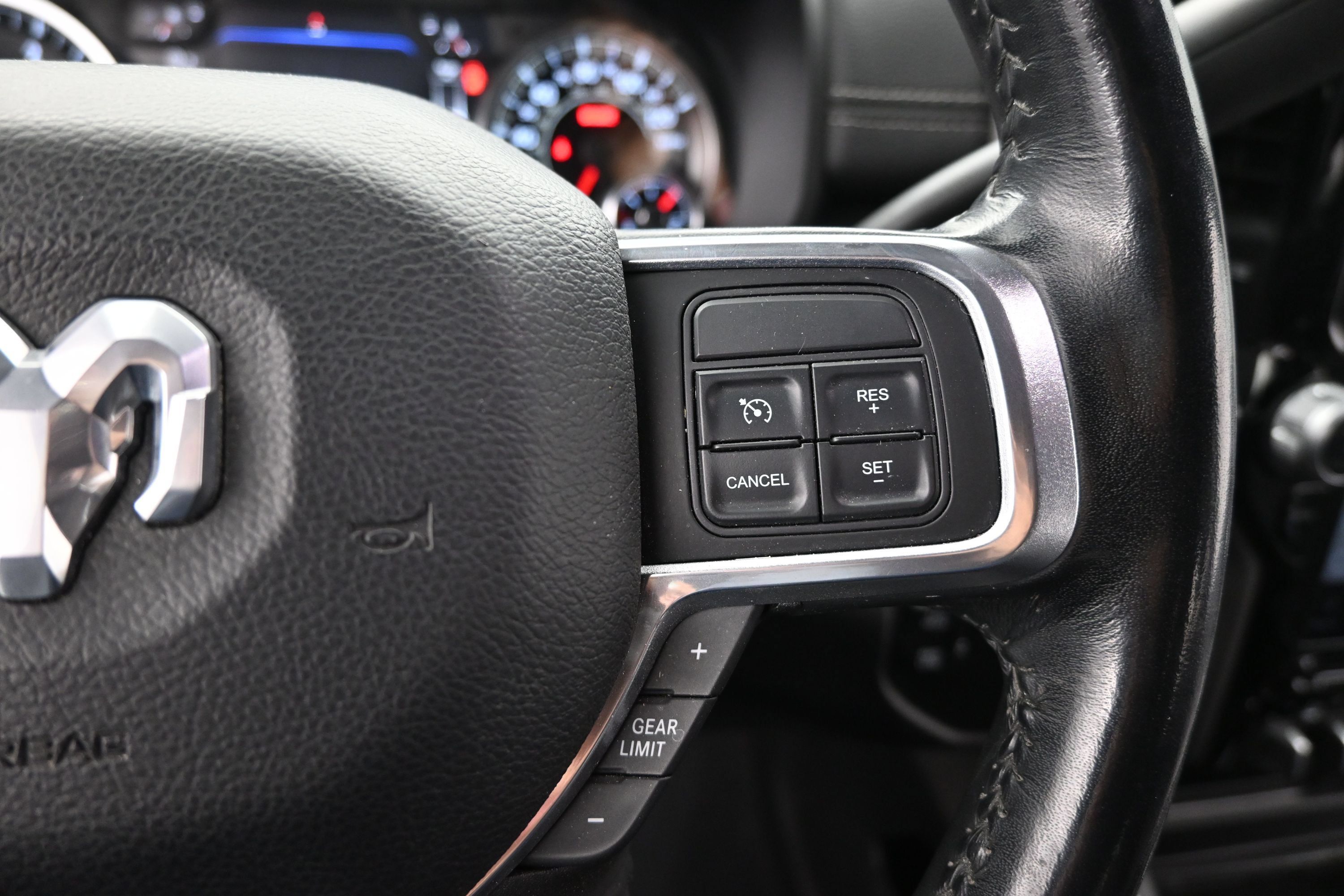 Used 2022 RAM 2500 Laramie AWD/4WD image 15