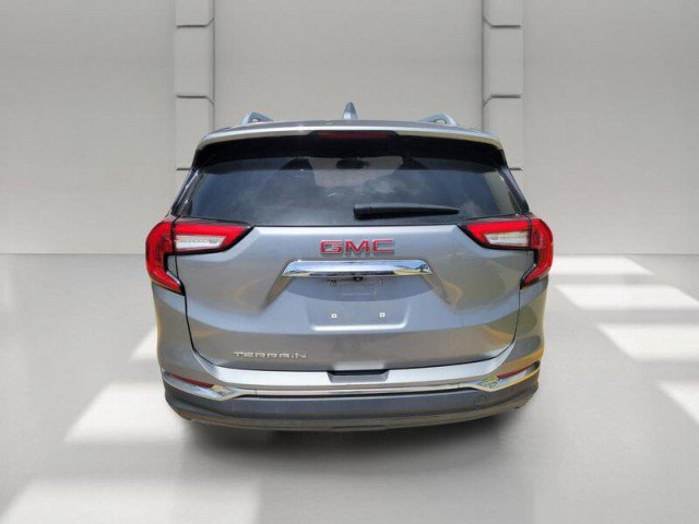 Used 2024 GMC Terrain SLT FWD image 4