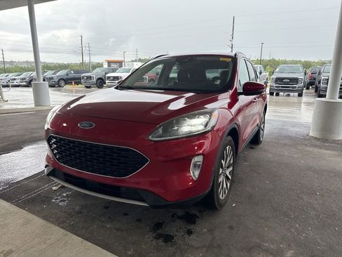 Used 2020 Ford Escape Titanium AWD/4WD image 5