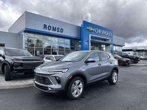 New 2026 Buick Encore GX Preferred image 1