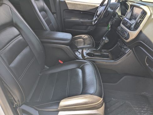 Used 2018 GMC Canyon Denali RWD image 11