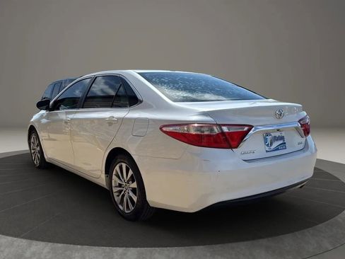 Used 2015 Toyota Camry XLE image 10