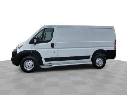 Used 2025 RAM ProMaster 2500 w/ U-Haul Equipment Group FWD image 1