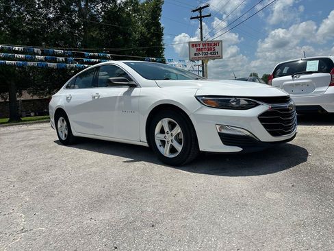 Used 2023 Chevrolet Malibu LS FWD image 5