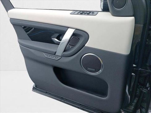 New 2025 Land Rover Discovery Sport S image 26