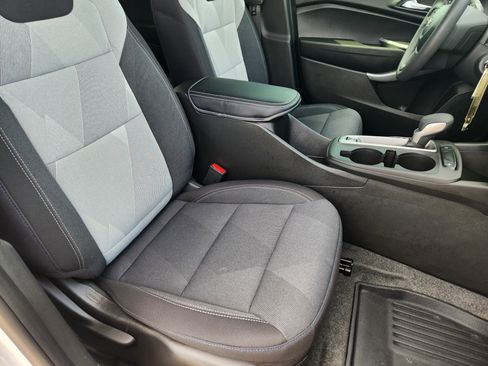 Used 2026 Chevrolet Trax LS w/ LS Convenience Package FWD image 14
