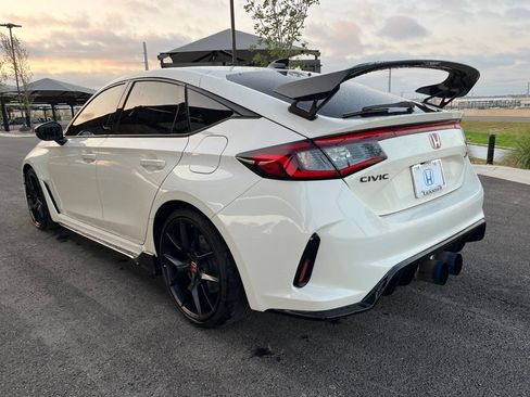 Used 2025 Honda Civic Type R image 6