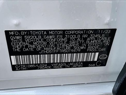 Certified 2024 Lexus LS 500 w/ Interior Upgrade Package RWD image 33