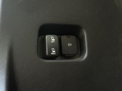 Used 2024 Ford Edge Titanium image 46