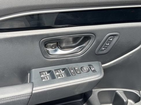 Certified 2025 Honda Pilot EX-L image 19