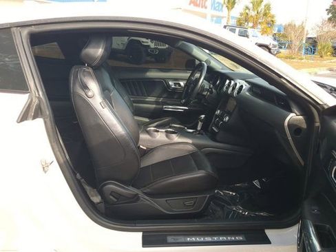 Used 2021 Ford Mustang Premium image 13