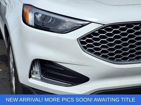 Certified 2023 Ford Edge SEL w/ Convenience Package AWD/4WD image 8