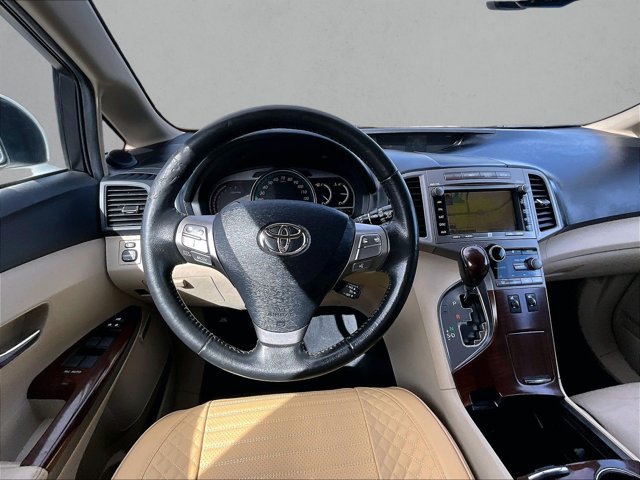 Used 2012 Toyota Venza Limited AWD/4WD image 7