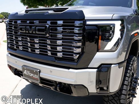 Used 2026 GMC Sierra 3500 Denali Ultimate AWD/4WD image 31