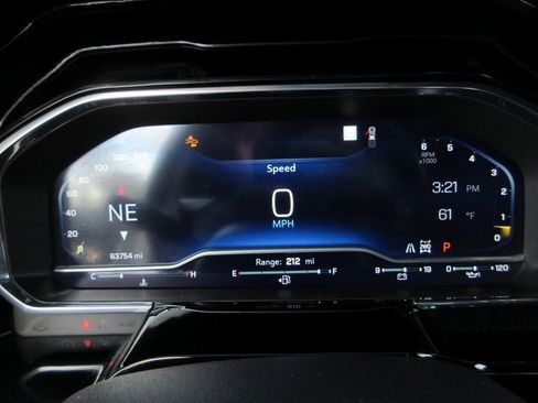 Used 2022 Chevrolet Silverado 1500 LT Trail Boss w/ Convenience Package II image 18