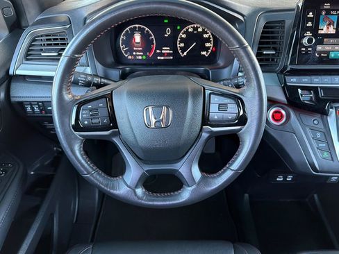 Used 2025 Honda Odyssey Sport-L image 14