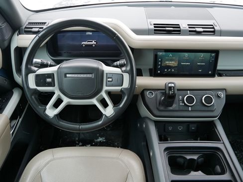 Used 2020 Land Rover Defender 110 image 10