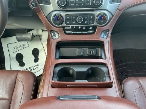 Used 2015 Chevrolet Tahoe LTZ AWD/4WD image 28