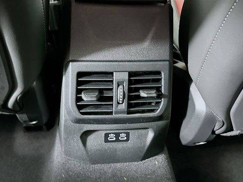 Used 2025 BMW 228i xDrive w/ Premium Package image 31