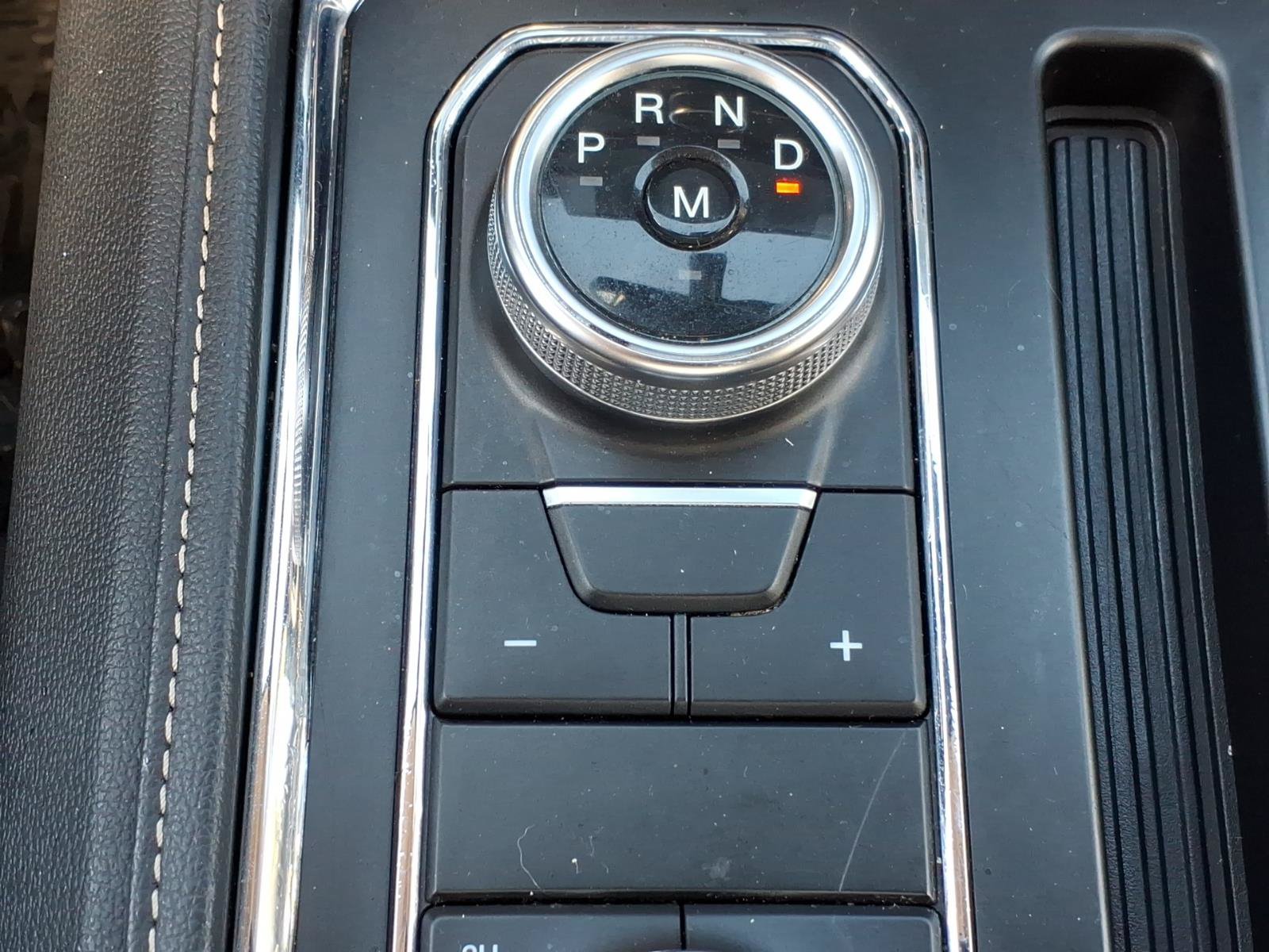Used 2023 Ford Expedition XLT AWD/4WD image 19