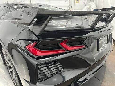 Used 2023 Chevrolet Corvette Stingray Premium Cpe w/ Z51 Performance Package RWD image 12