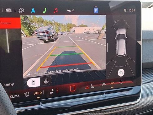 New 2025 Volkswagen Golf SE image 17